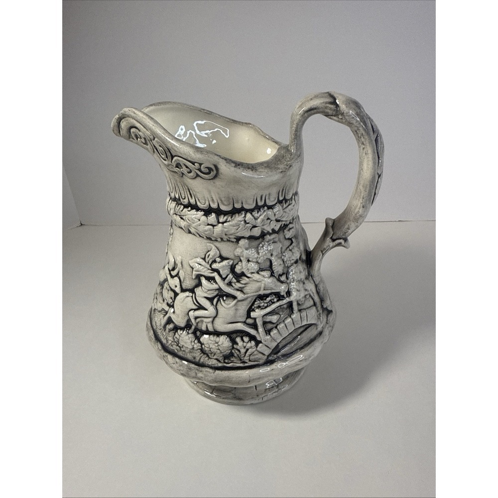 The Witches' Pursuit Ceramic Water Pitcher Pub‎ Tam O' Shanter 6.5" Gift